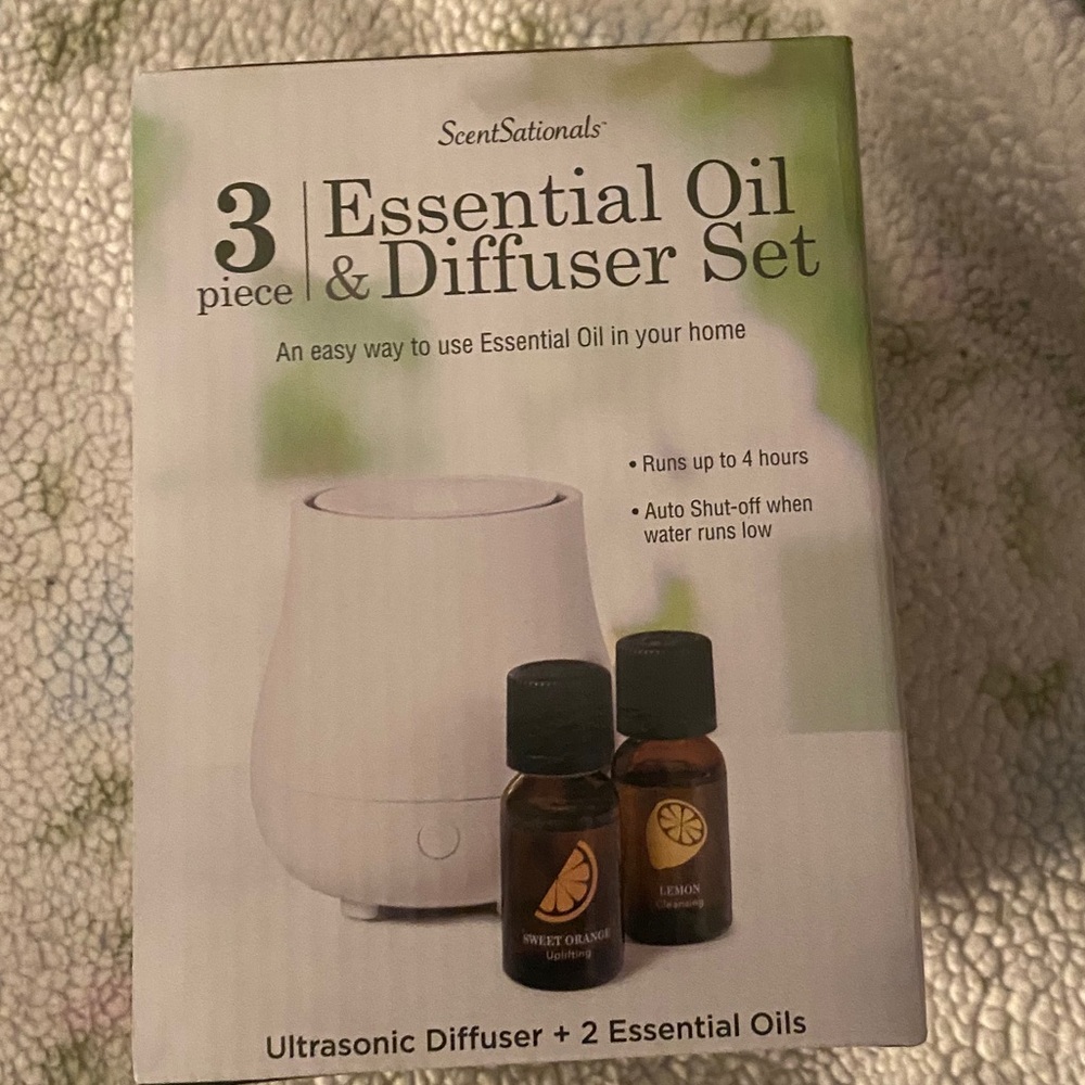 NWT Oil Diffuser Set! - Picture 4 of 4